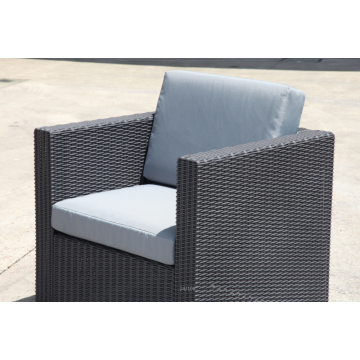 Plastiksofa mit 4er-Set