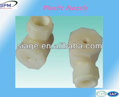 Different styles plastic injection nozzle for bottles