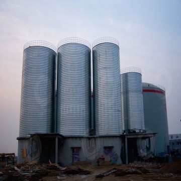 Utility feed storage silos