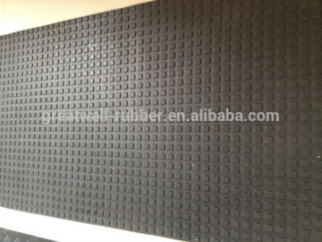 8mm small squared cow mat