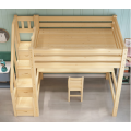 机とはしごのあるシンプルな実用的なベッド