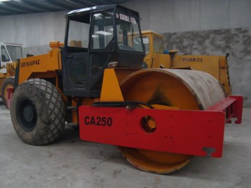 used dynapac road roller CA250