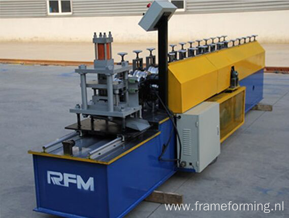 Roller shutter door forming machine with punching holes