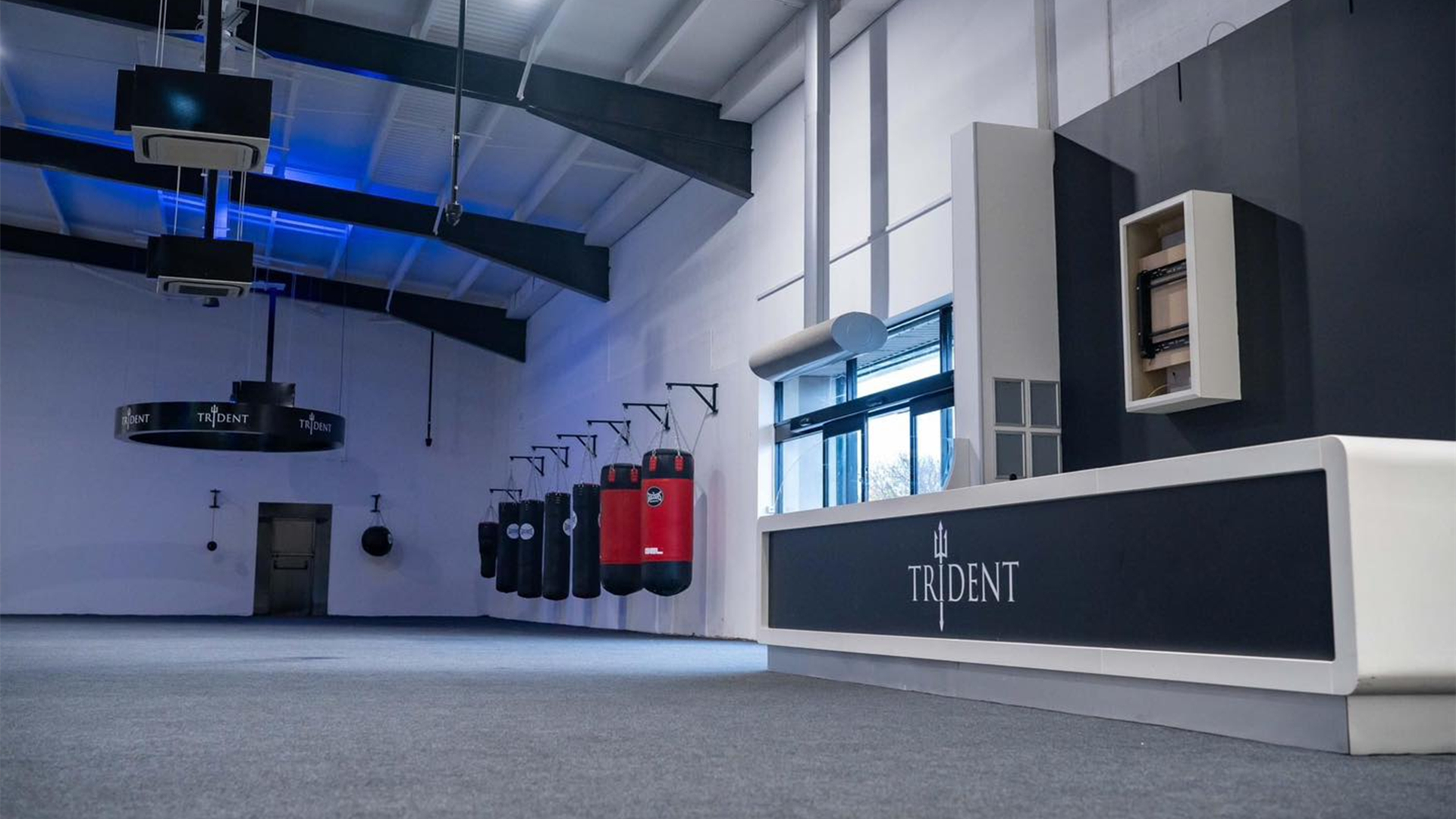 London, England-Trident Fitness 1000SQM-High end luxury gym (8)