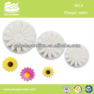 Sunflower Cake Decorating Plunger Cutter