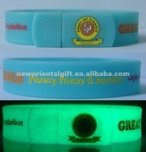 Glow in the dark USB Flash Drives Silicone wristbands