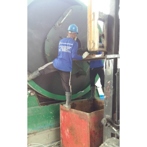 efficient tyre pyrolysis to oil machine