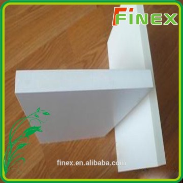 Closed-cell PVC foam board