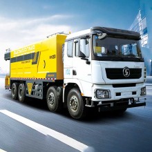 Shacman Synchronous Chip Sealer Car in Good Working Condition - Hot Sale