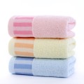 Asciugamano di pulizia assorbente personalizzato 100% asciugamano da bagno di cotone