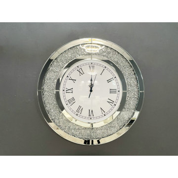 Reloj redonda de diamantes triturado