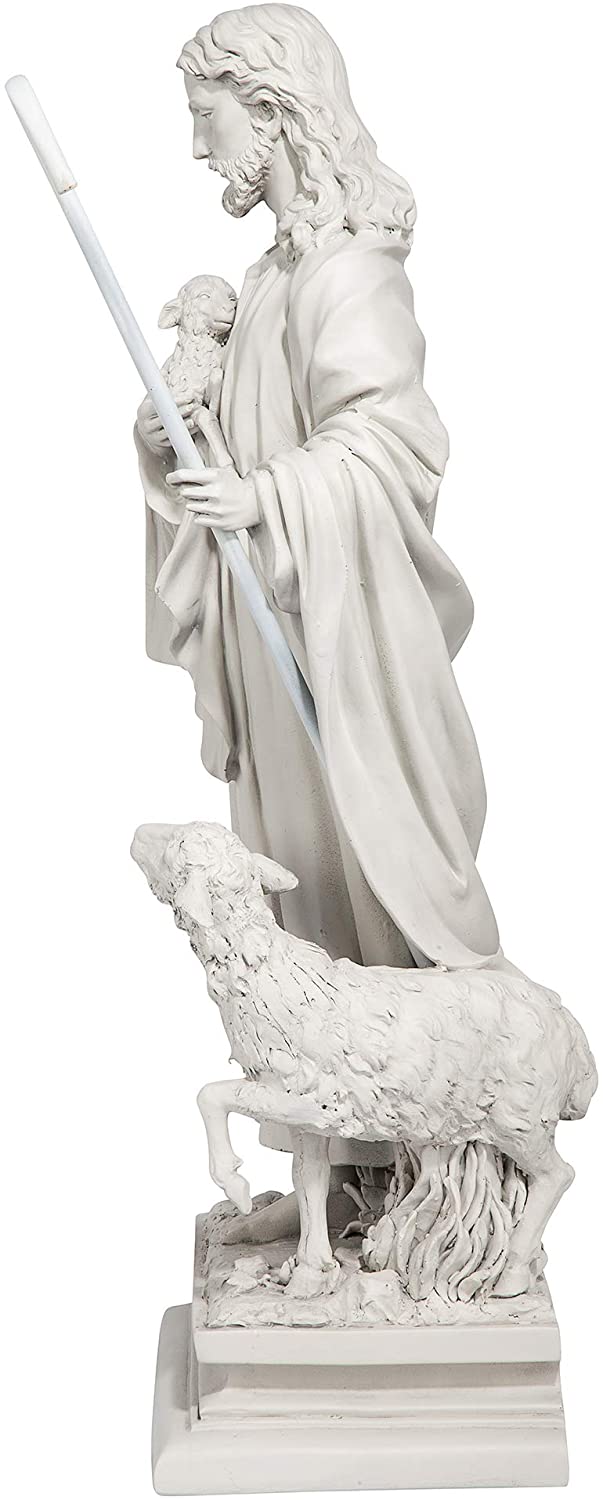 イエスの良い羊飼いの宗教庭園の彫像