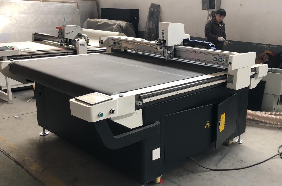 máquina de corte de roupas industriais industrial garments cutting machine