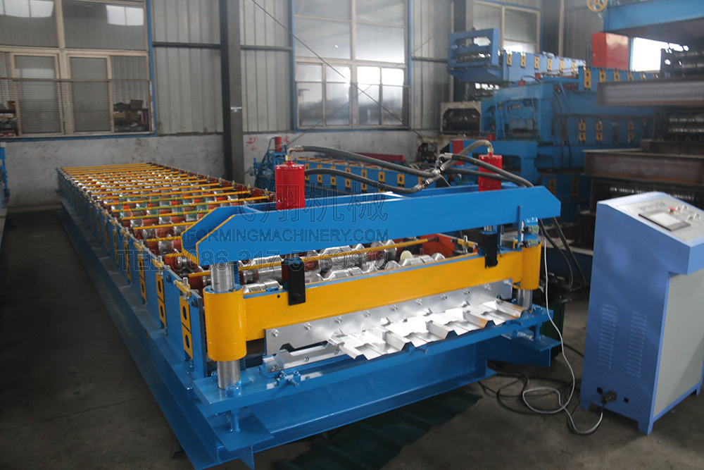 Metal roof sheet roll forming machine