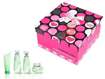 cosmetic bottles and packaging