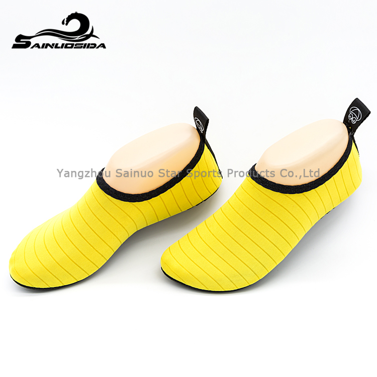  Product Name	diving socks