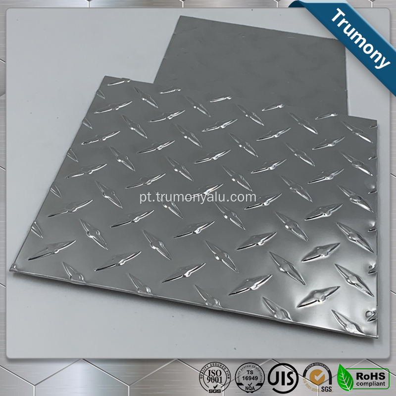 Placa de alumínio antiderrapante com barra alta em relevo