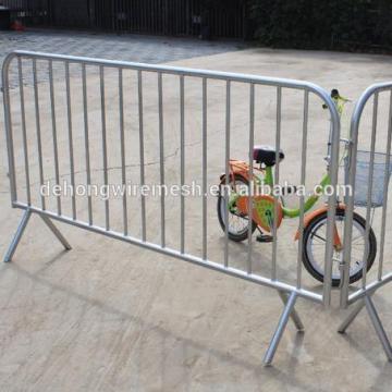 event mesh fence / road barrier / traffic road barrier