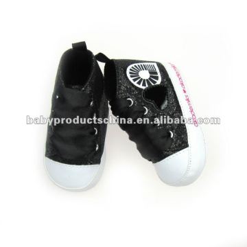 Glitter Sneaker Bright Baby Shoes With Embroidery Model:RE0176