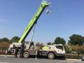 Altezza di elevazione 67.5m gru per autocarri da 80 tonnellate ZTC800E552