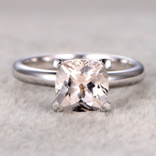 White gold Solitaire Ring