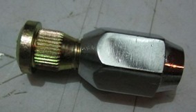 Toyota hiace 2005 TOYOTA QUANTUM  Van bus ,Mini bus wheel bolt with outer nut