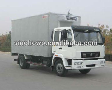 SINOTRUK 4x2 refrigerated truck