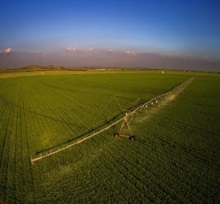 Safe, precise, and error free translational sprinkler machine Aqualine