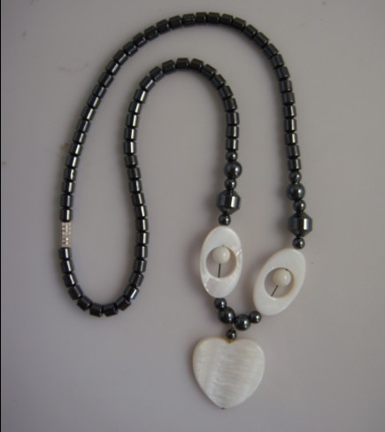 Collier de coquille de perle d&#39;hématite