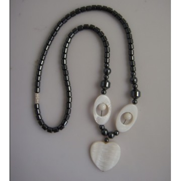 Hematite pearl Shell Necklace