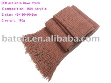 fahsion knitted scarf