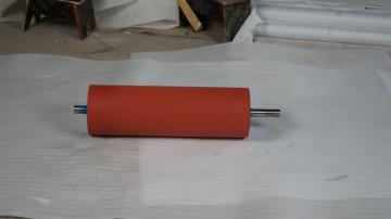 Textile printing and dyeing rubber roller