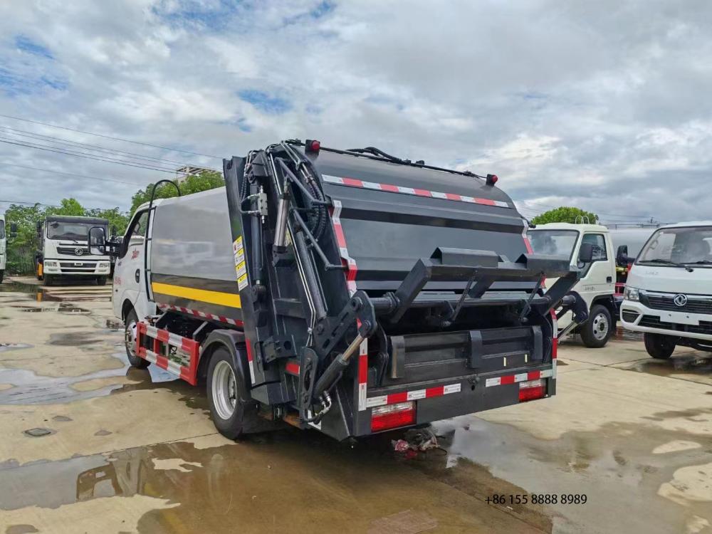 Dongfeng Tuyi Compression Garbage Truck 6 Jpg