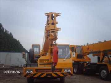 Sell Japan made tadano TL250E mobile truck Hydraulic crane used tadano crane used tadano 25ton crane +8613818259435