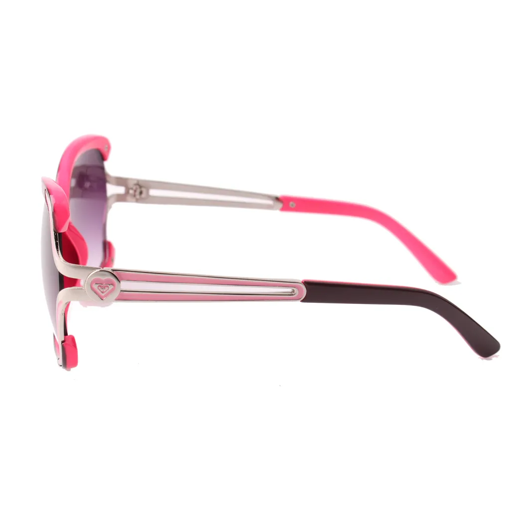 2018 Hot Selling Classical Women Sunglasses with Metal Decoration