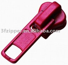 D31 Plastic Slider
