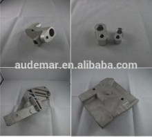 China Custom Container Load Auto Parts
