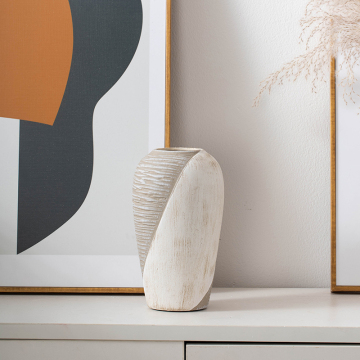 Vintage Rustic Floral Vases: Unique Hotel and Home Decor Ornaments