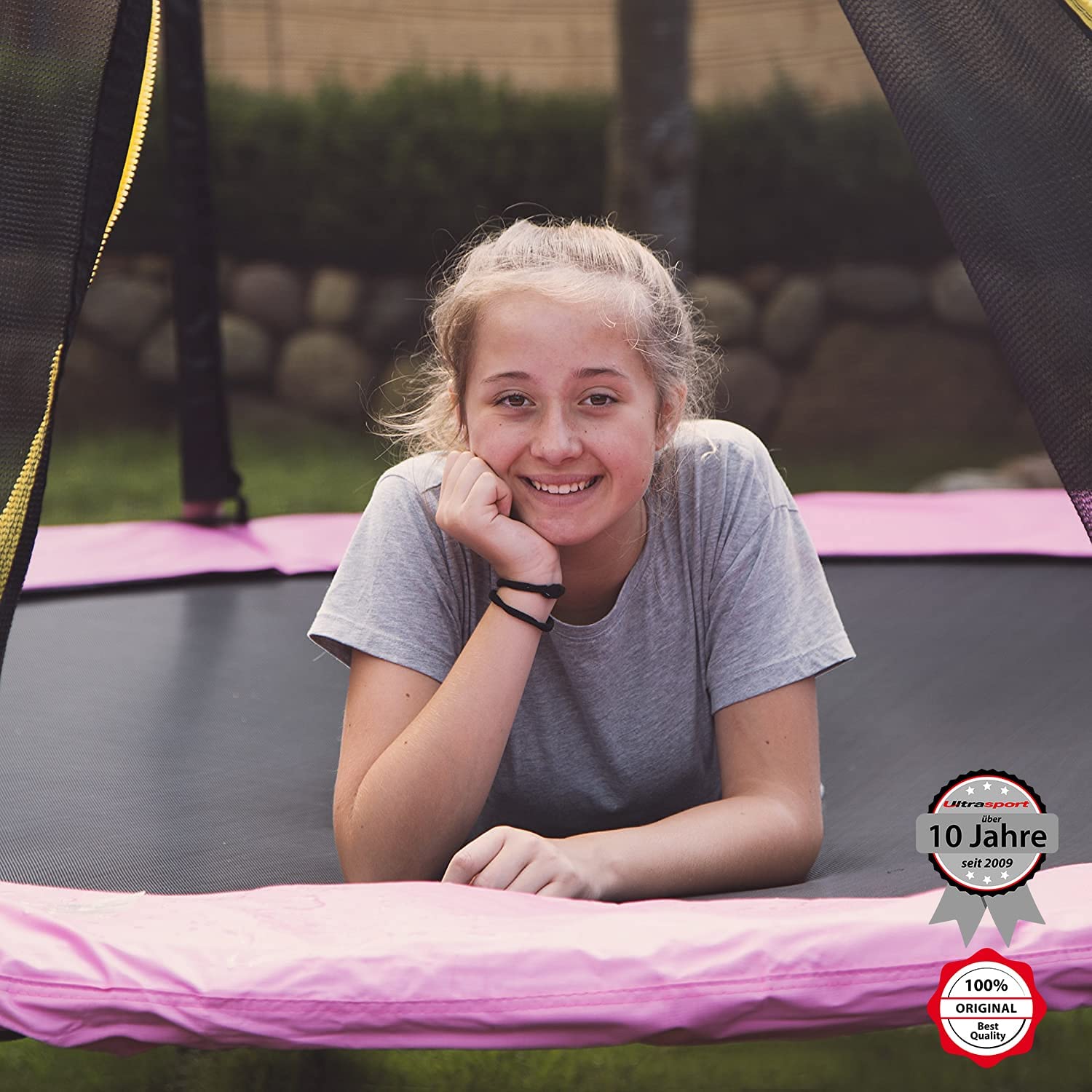 Garden anti-fall trampoline with safety fence children's trampoline safety exercise