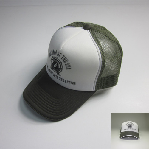 Cinque pannelli Sandwich Reflecitve Trucker Cap