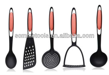 Nylon kitchen tool set