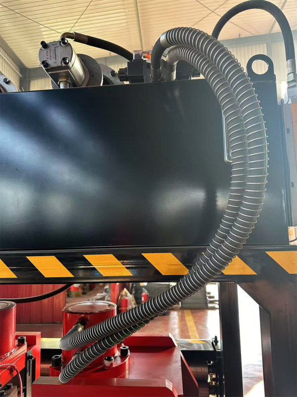 Reliable Punching Machine for Industrial Applications