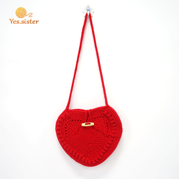 Borsa a mano da donna in crochet fatta a mano