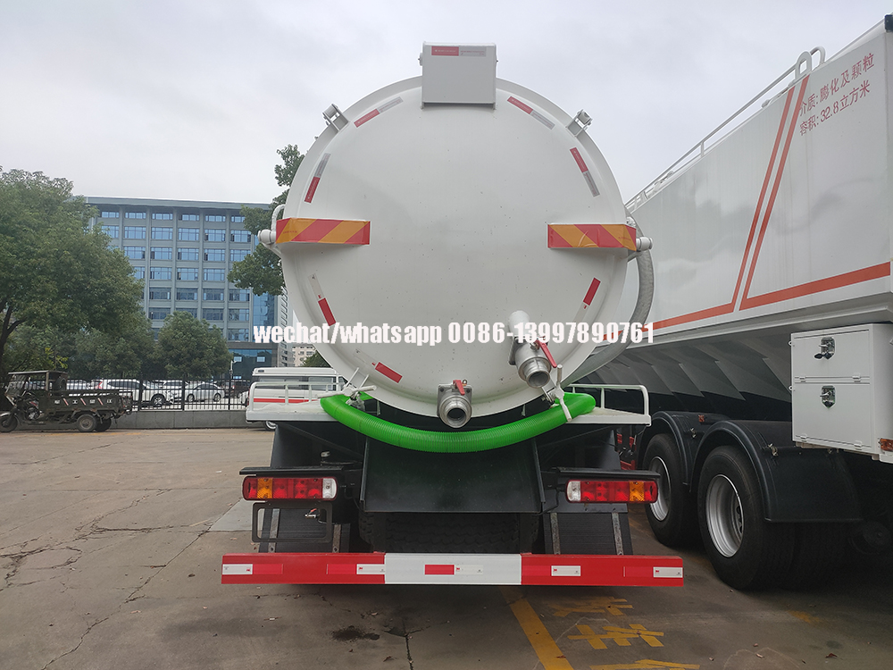 Suction Sewage Truck4 Jpg