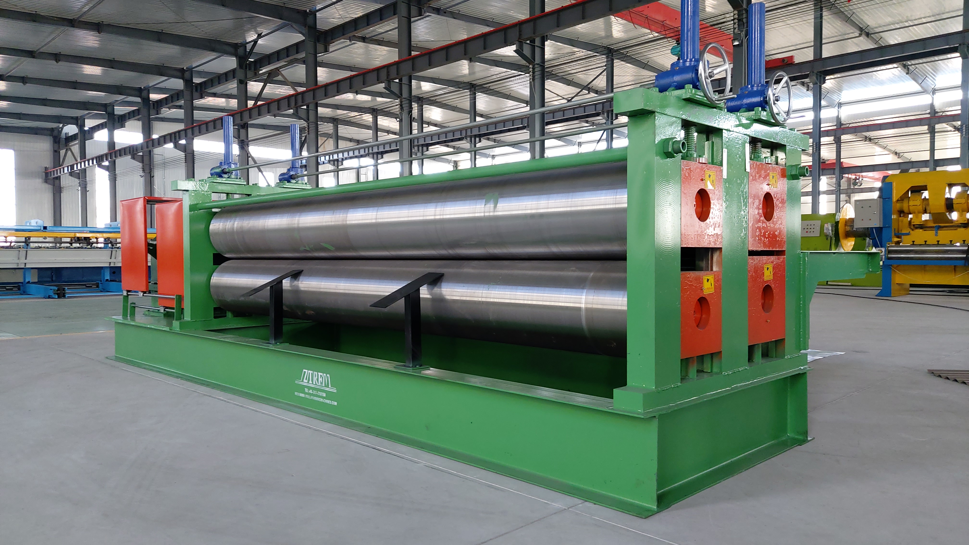 Thin material barrel type metal sheet corrugation machine