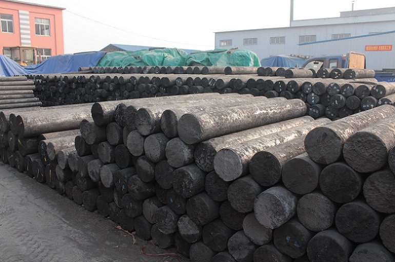 Electrode en graphite particules broyées Graphite electrode crushed particles