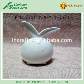 Lovely animal shape small white ceramic ornament
