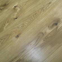 wooden floor varnished/Oak