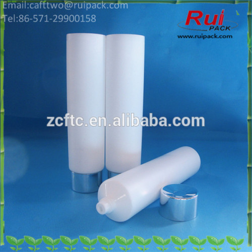 White round PE soft tube with shiny silver screw cap for body cream, matte/frosted white laminate tube