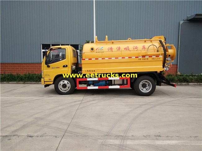 Dongfeng 5000L Cleaning Fecal Suction Trucks